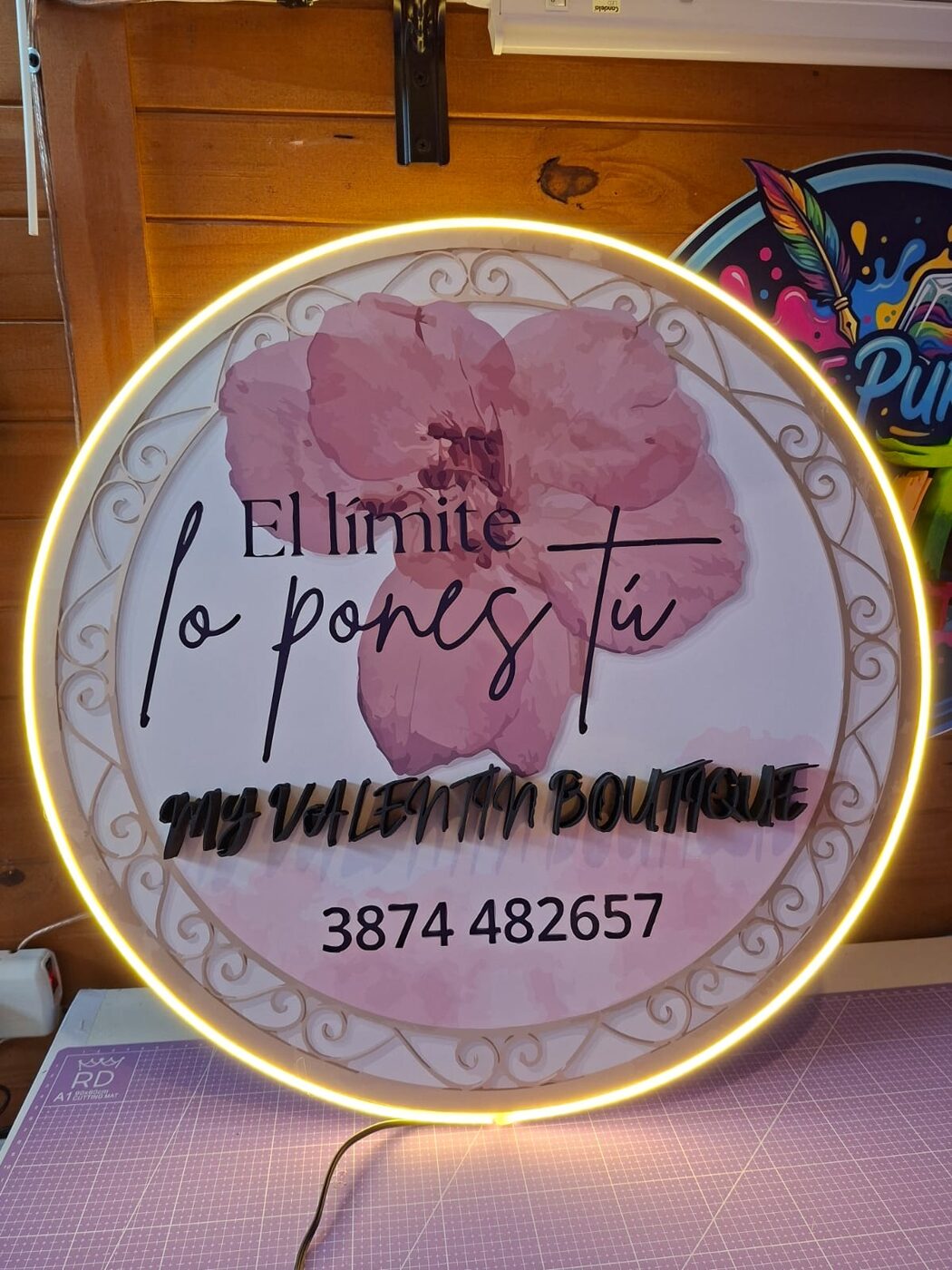 Cartel circular My Valentín Boutique